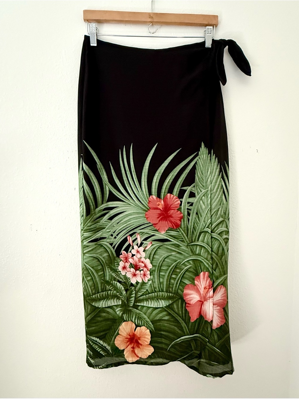 Tommy Bahama 100% Silk Tropical Hibiscus Wrap Skirt - Women XS EUC